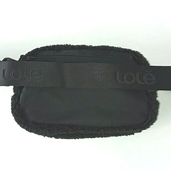 NWOT LOLE FLEECE BELT/WAIST BAG - Picture 5 of 7